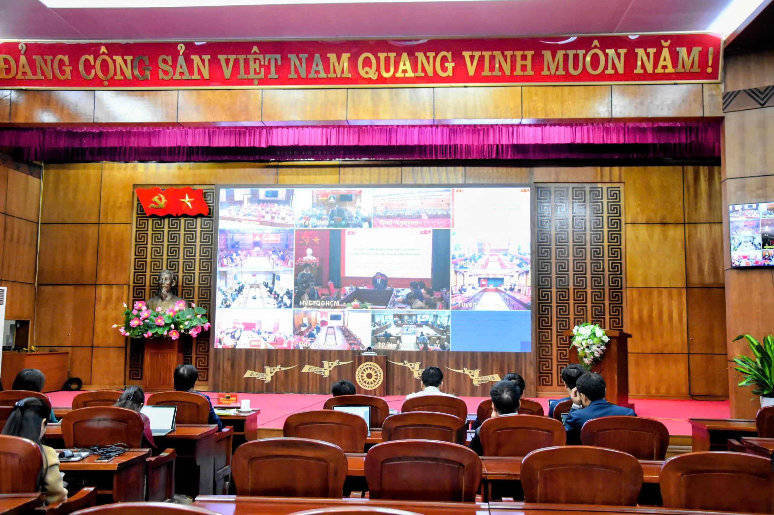 quang-c-nh-lop-22-11.jpg