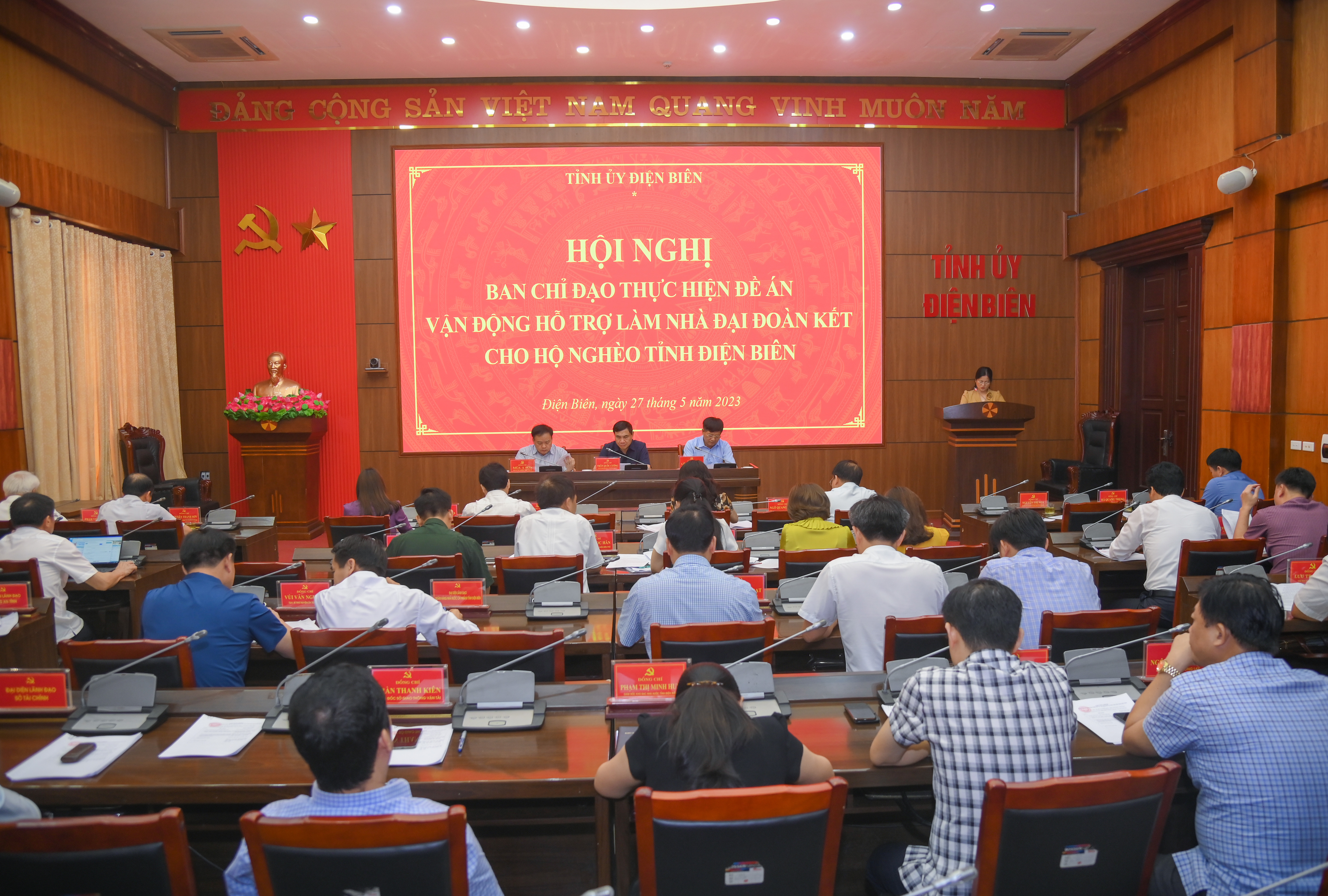 -nh-h-p-BC-l-m-nh-1.jpg
