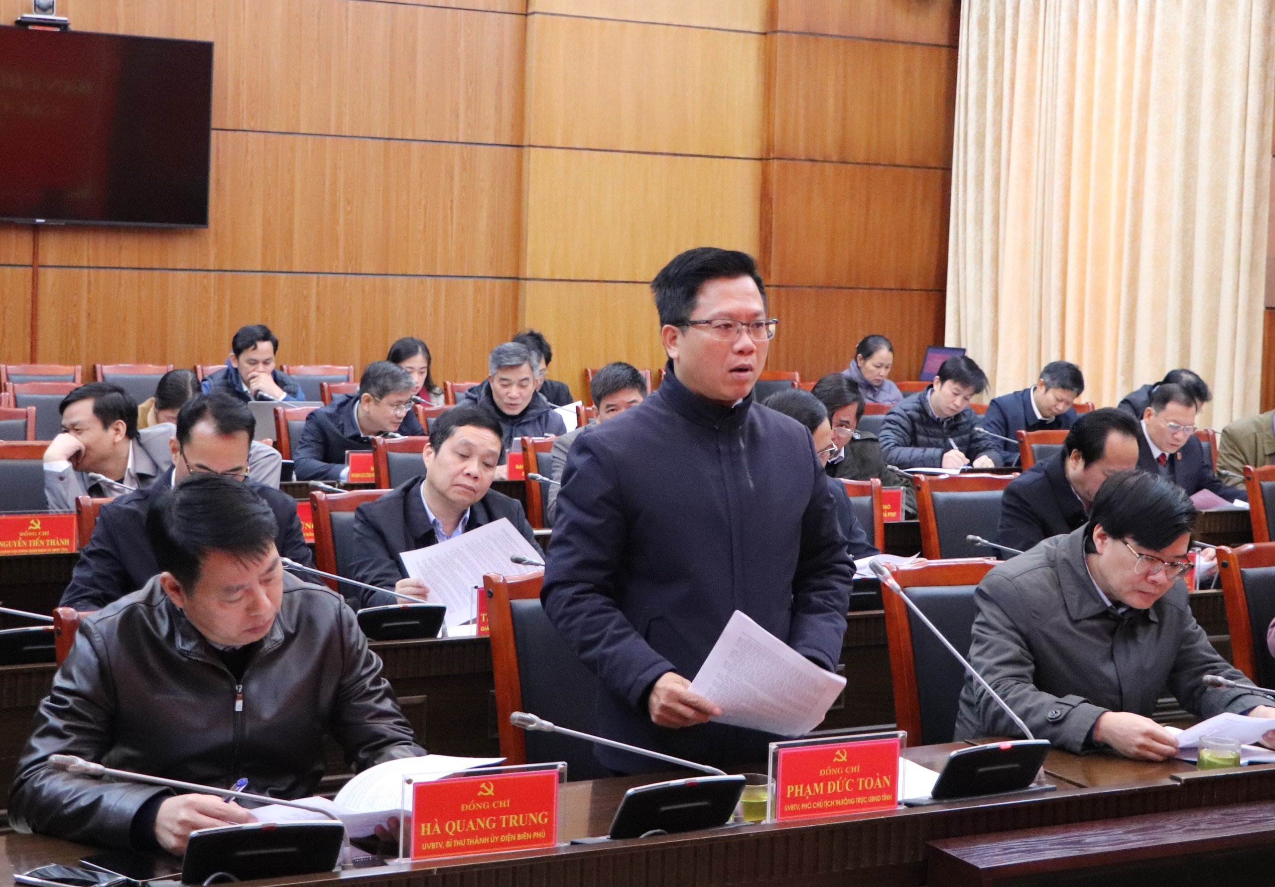 -nh-1-quang-c-nh-h-i-ngh-.jpg