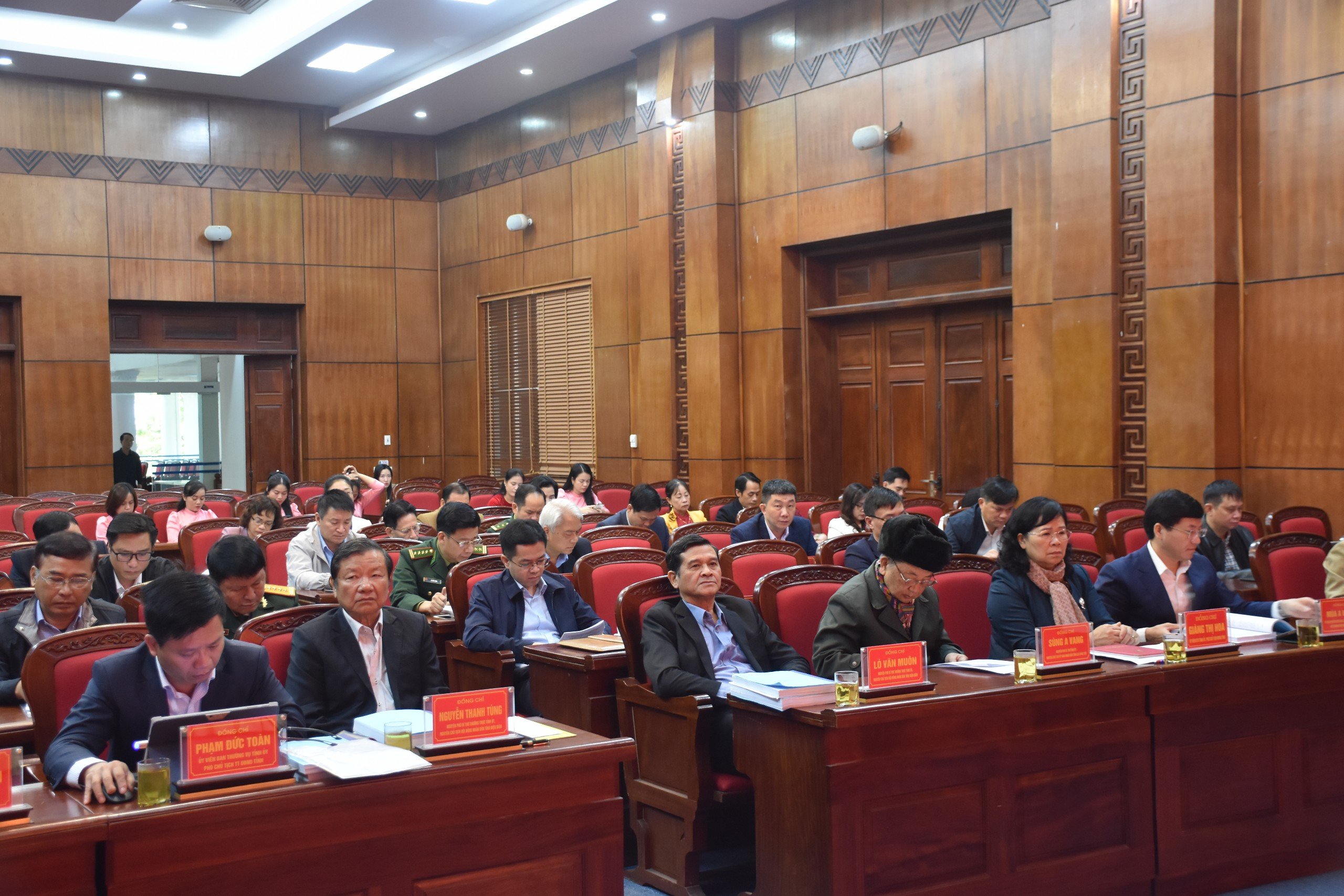 18-1-hoi-thao-sach-2.jpg