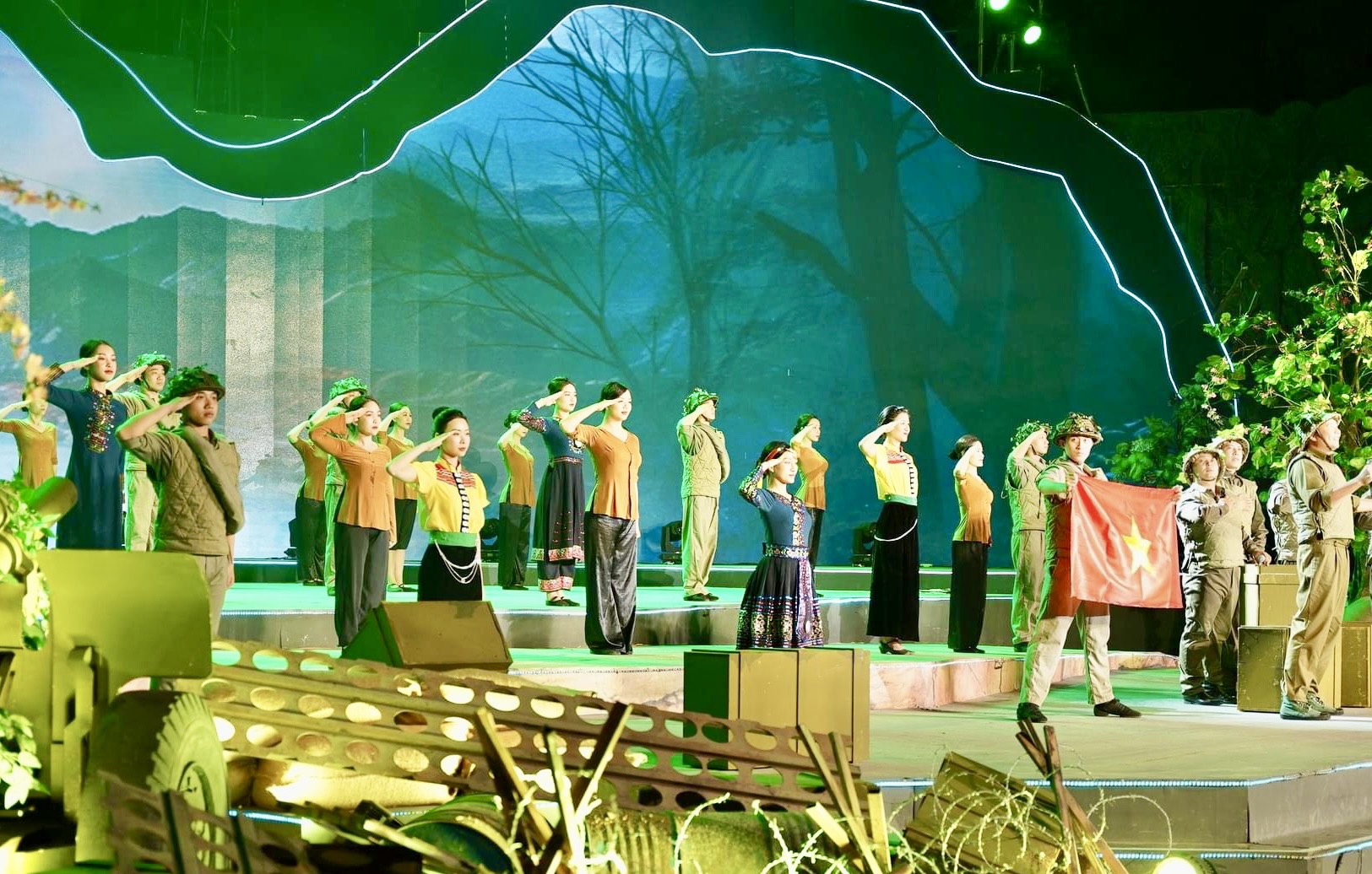 6-5-an-tuong-cau-thtt1.jpg
