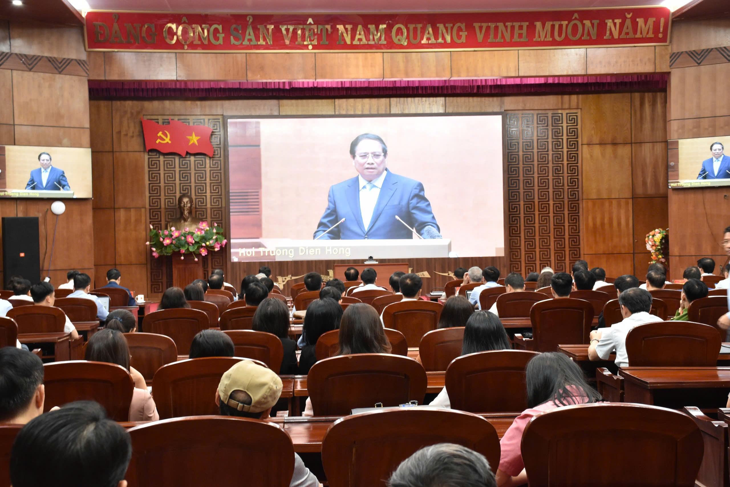TT-MINH-CH-NH.jpg