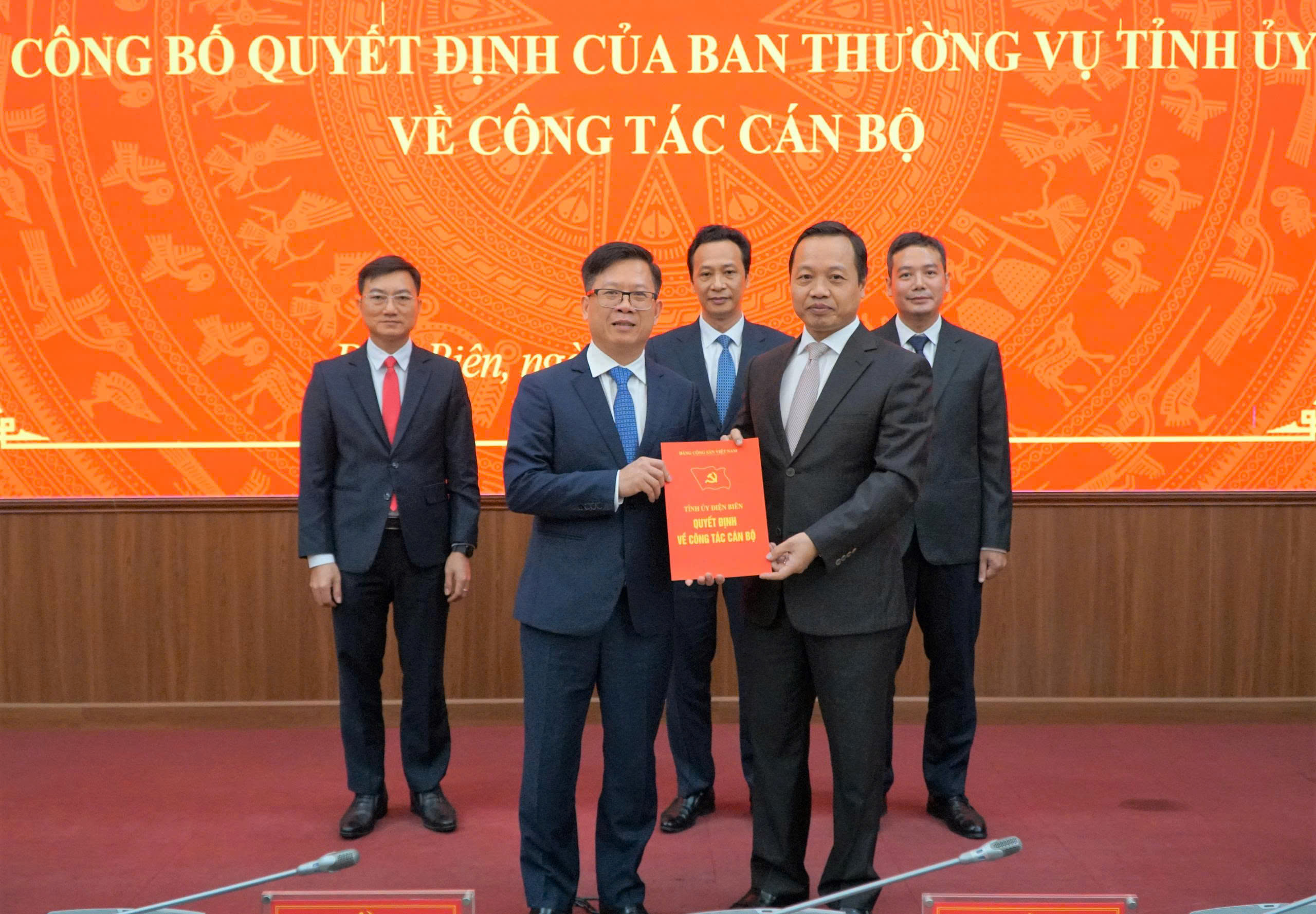 -C-PH-M-C-TO-N.jpg