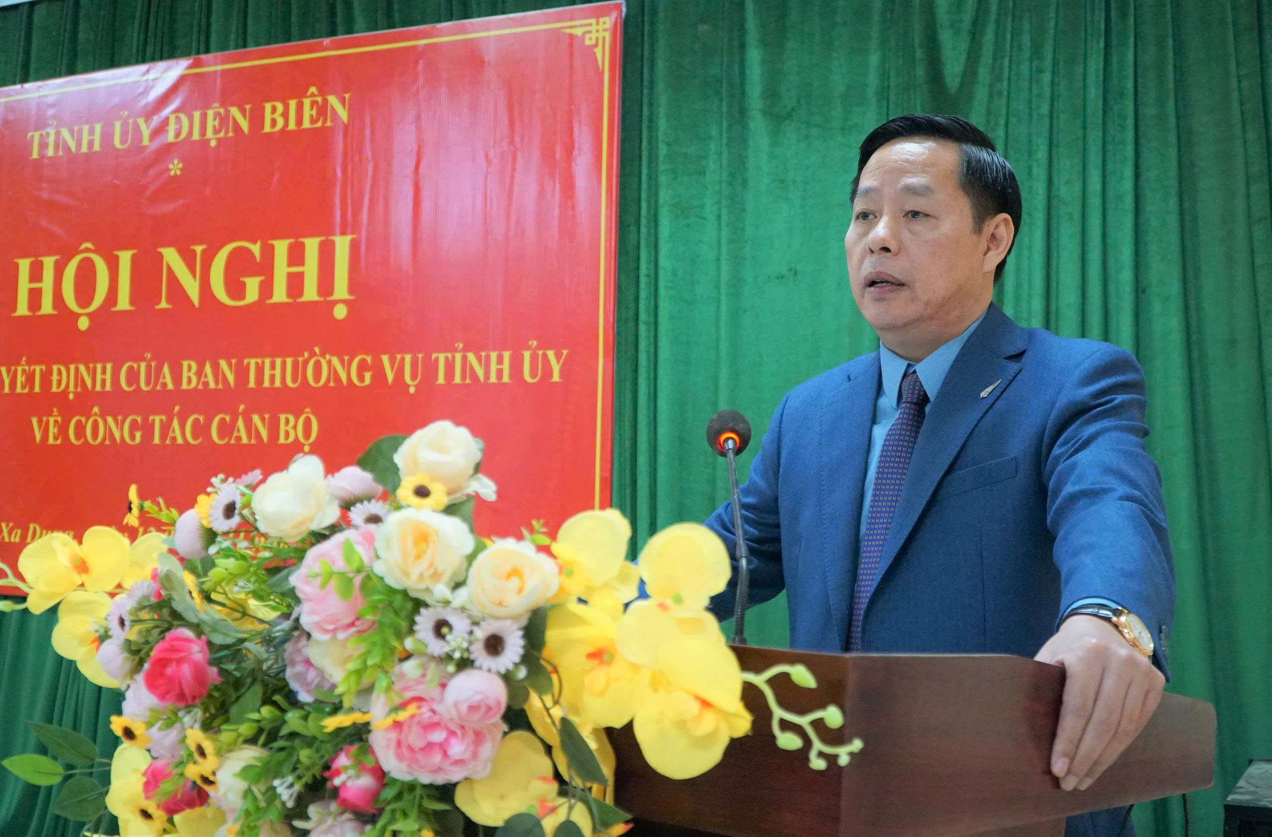 -ng-ch-H-Quang-Trung-ph-t-bi-u-t-i-H-i-ngh-.jpg