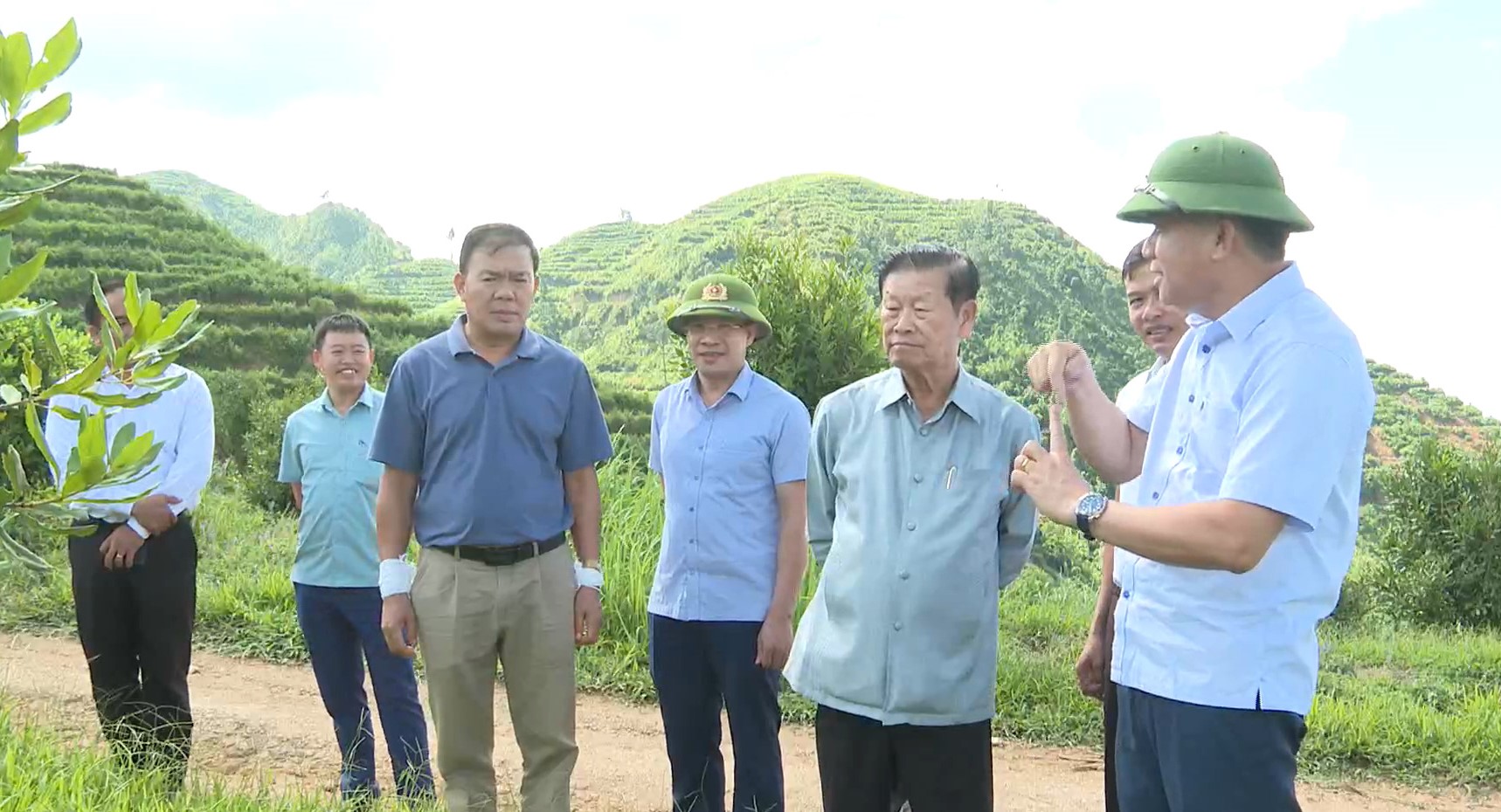 11-7-Lao.jpg