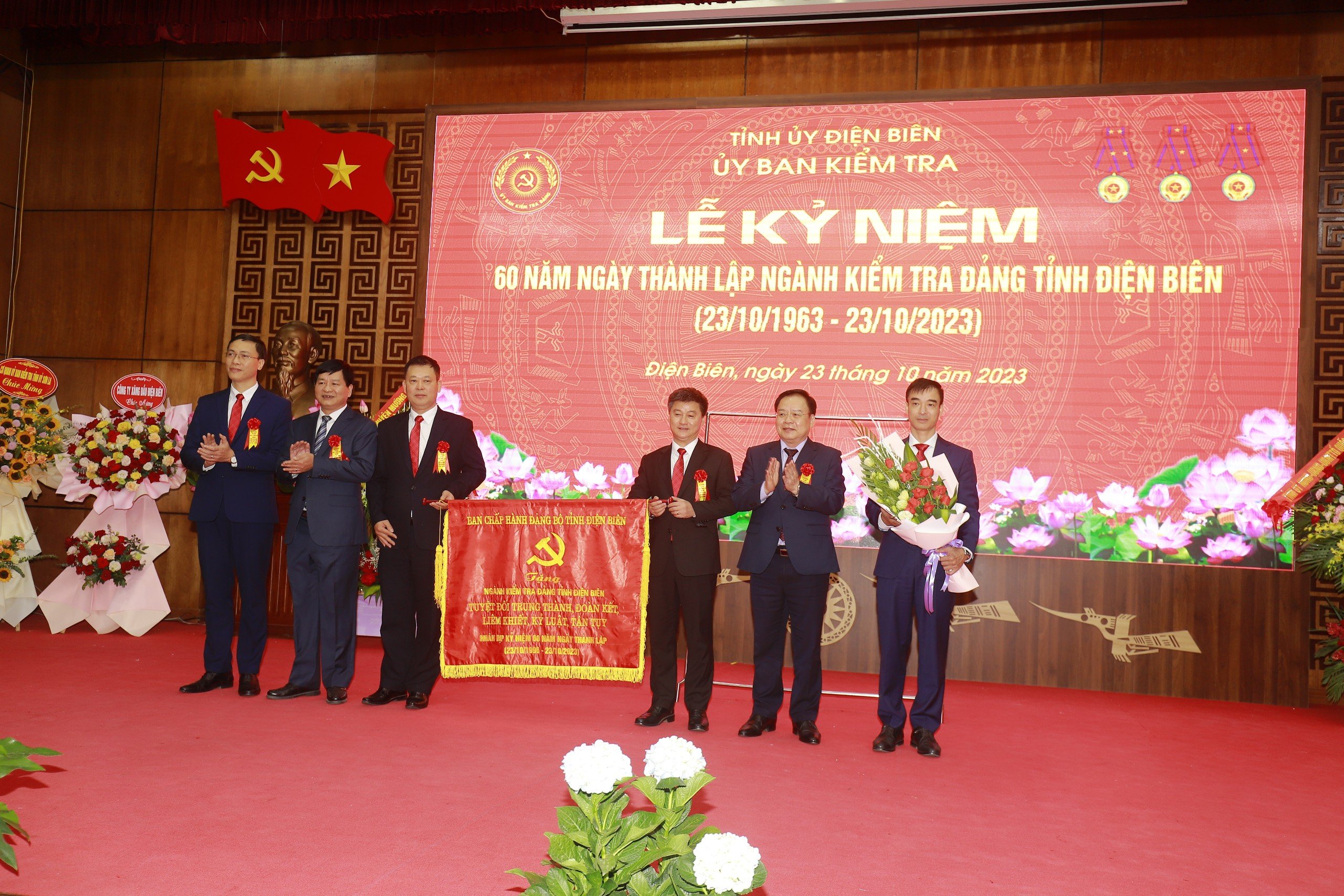 KY-NIEM-60-NAM.jpg