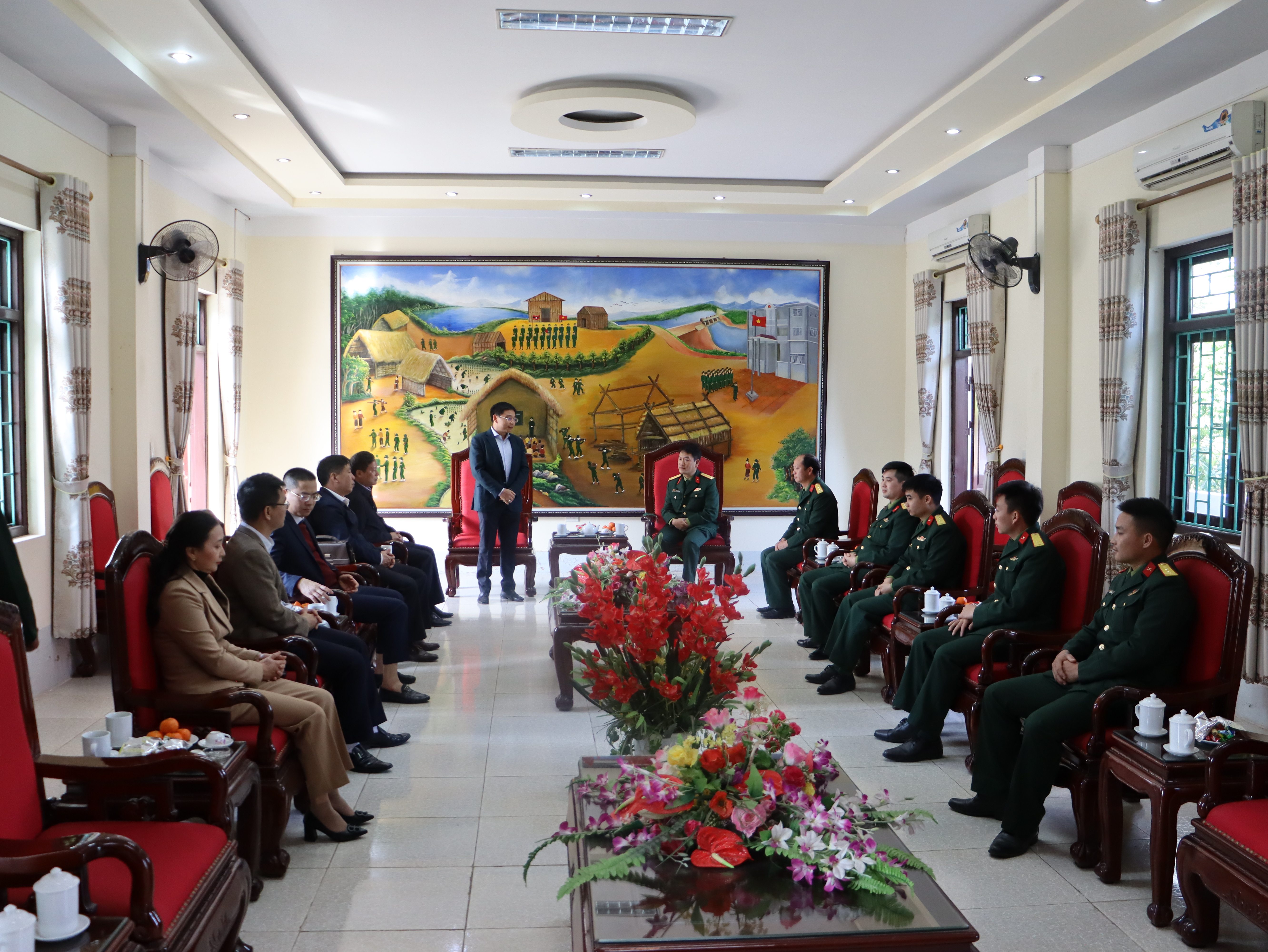 Đồng chí Bí thư Tỉnh ủy thăm, chúc tết một số cơ quan, đơn vị trực Tết Nhâm Dần 2022