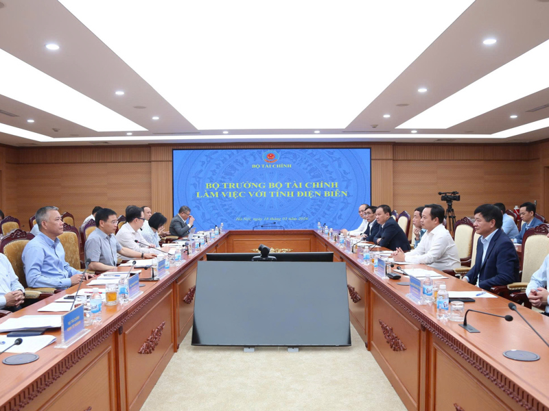 Thường trực Tỉnh ủy Điện Biên làm việc với Bộ Tài chính