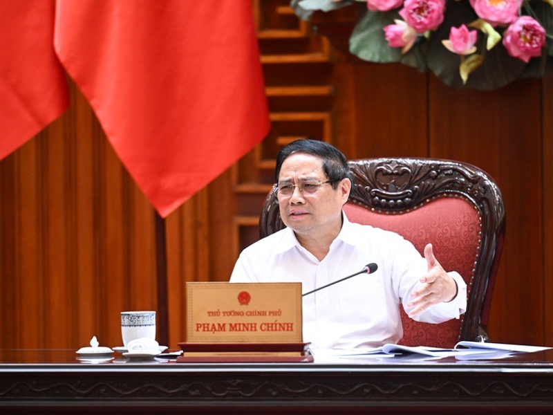 Không để thiếu nguồn cung xăng dầu; khẩn trương xây dựng kho dự trữ chiến lược