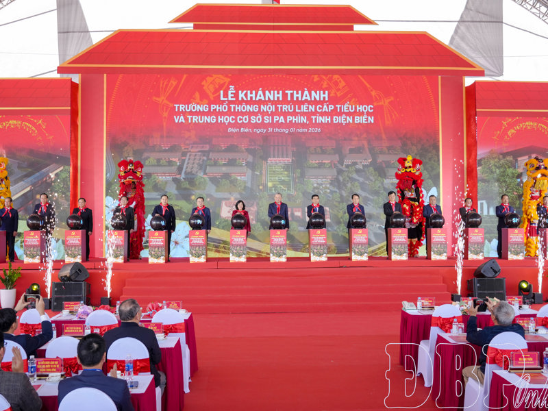 Khánh thành Trường phổ thông nội trú liên cấp Si Pa Phìn